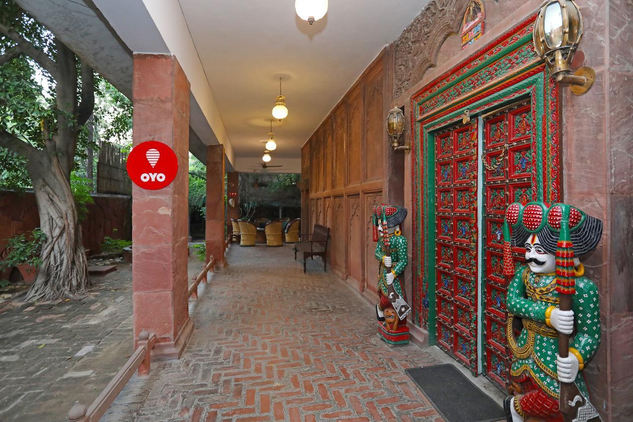 Oyo 1427 Hotel Malhar Haveli Noida Exterior photo